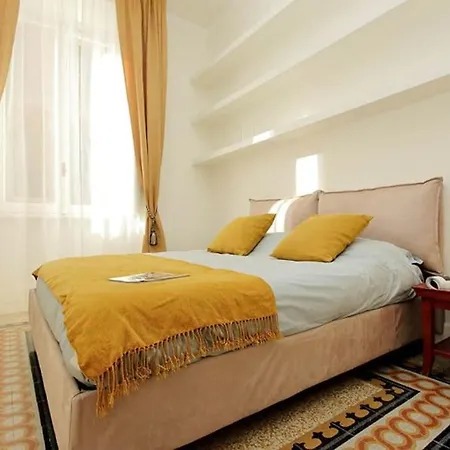 Elegant In The Heart Of Rome-navona Area רומא