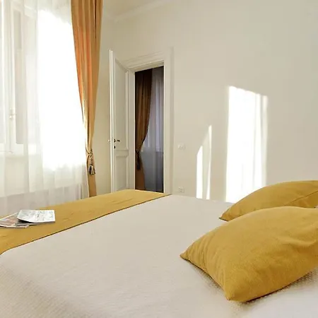 Elegant In The Heart Of Rome-navona Area Apartment Rom