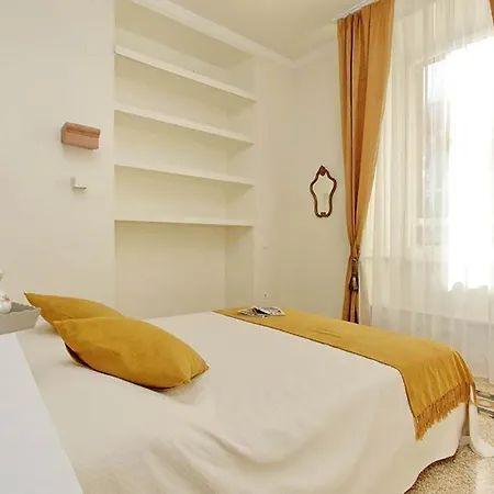 Elegant In The Heart Of Rome-navona Area דירה